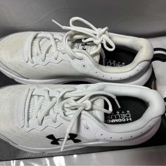 Under Armour White and Black Athletic Shoes - Picture 2 of 11